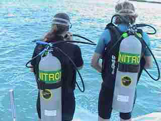 Enriched air diving course.